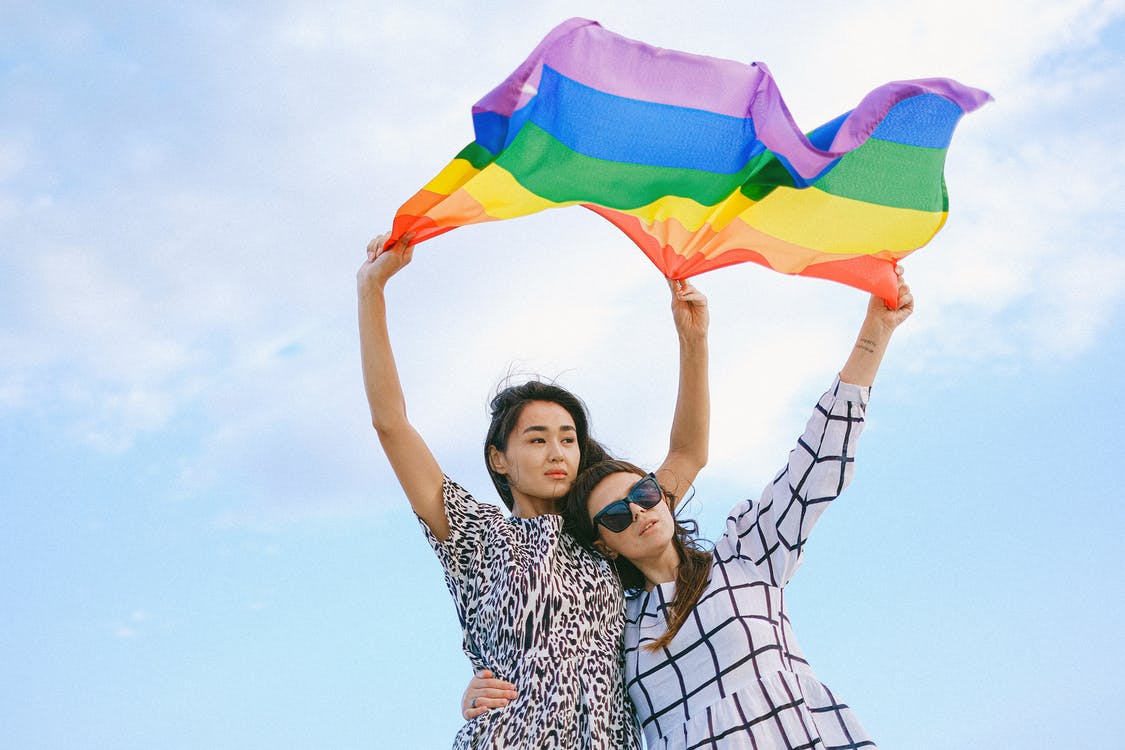 Pink Flags in Lesbian Relationships